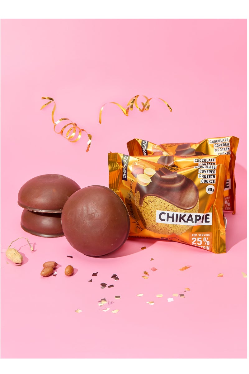 Chikalab CHIKAPIE Protein Chocolate Covered Cookie with Salted Caramel and Peanuts Filling No Sugar Added 9x60g - Image 4