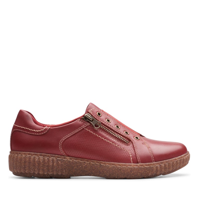 Clarks Collection Women's Caroline Janna Sneaker, Red Leather, 5 Medium US - Image 2