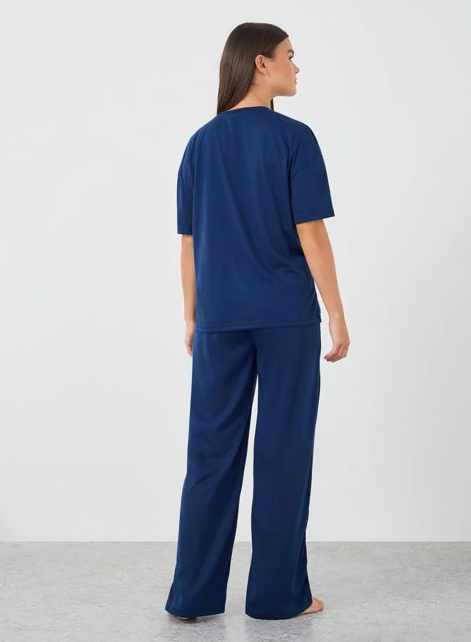 Styli Styli Graphic Print Round Neck T-Shirt and Pyjama Set