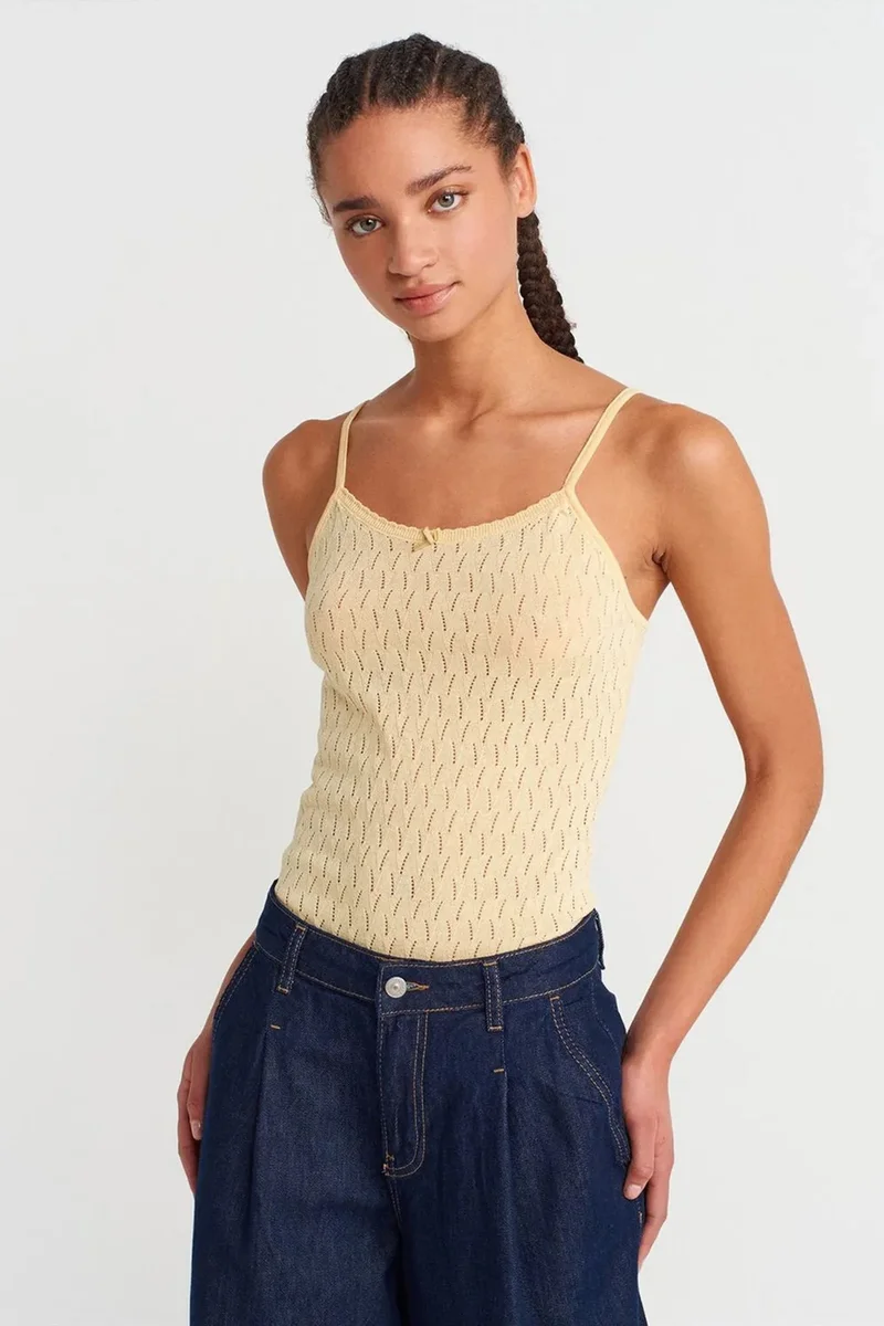 DILVIN Textured Crop Cami Blouse With Bow Detail