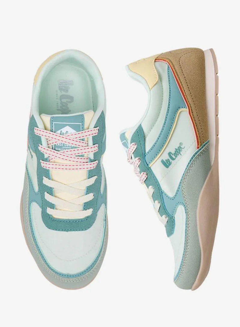 لي كوبر حذاء رياضي نسائي برباط