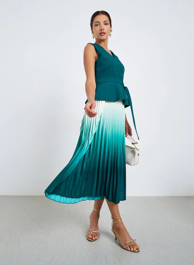 Women Ombre Look Pleated A-Line Midi Dress