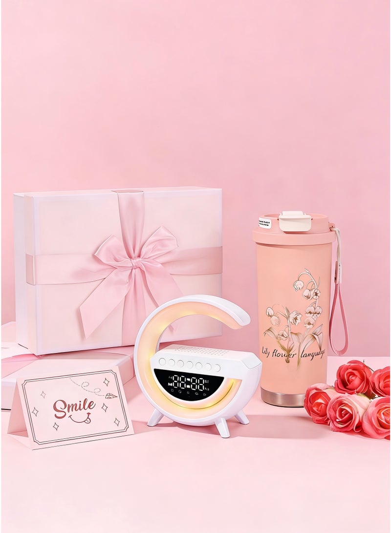 موكو مجموعة هدايا فاخرة للسيدات تحتوي على مصباح ليلي مع مكبر صوت (وظائف متكاملة تشمل الشحن اللاسلكي للهواتف، الإضاءة المحيطة، منبه الساعة، وساعة)، كوب قهوة (500 مل)، علب هدايا عيد الميلاد للفتيات، مجموعة هدايا رمضان للأسرة، مجموعة هدايا عيد الميلاد لها، سلة هدايا للاحتفال بالذكرى السنوية للأسرة، عيد الحب، عيد الأم، الذكرى السنوية للأسرة، عيد الشكر، عيد الميلاد، اهتمام زملاء العمل، مجموعة هدايا الاهتمام المؤسسي، هدية التخرج، هدية بداية المدرسة، هدية مهرجان رمضان، لأفراد عائلتك المقربين، الأم، الزوجة، الابنة، الأخت، الشريك، الزميل، المعلم، الزميل في الصف - Image 2