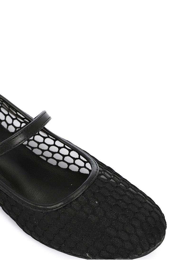DejaVu - Fashionable Heeled Shoe - Image 1