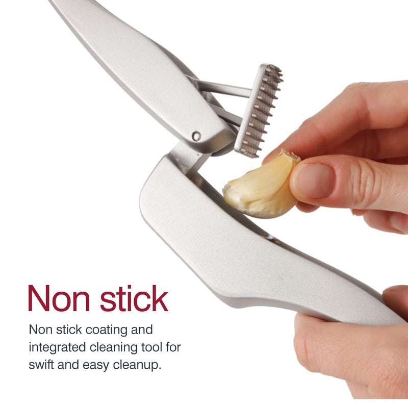 zyliss Zyliss Susi 3 Garlic Press - Aluminium Garlic Press with Built-In Cleaning Tool - Garlic Crusher, Mincer & Peeler for Unpeeled Garlic Cloves  - Image 4