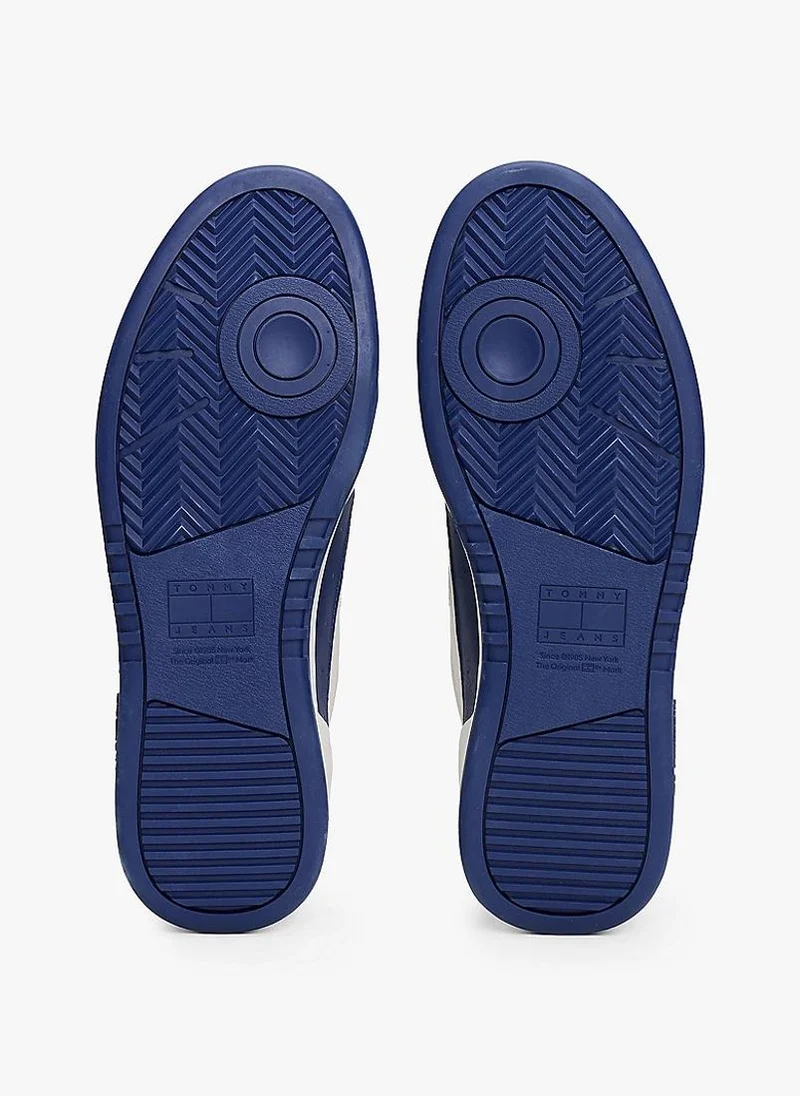 TOMMY JEANS ESSENTIAL LEATHER LOW TRAINERS