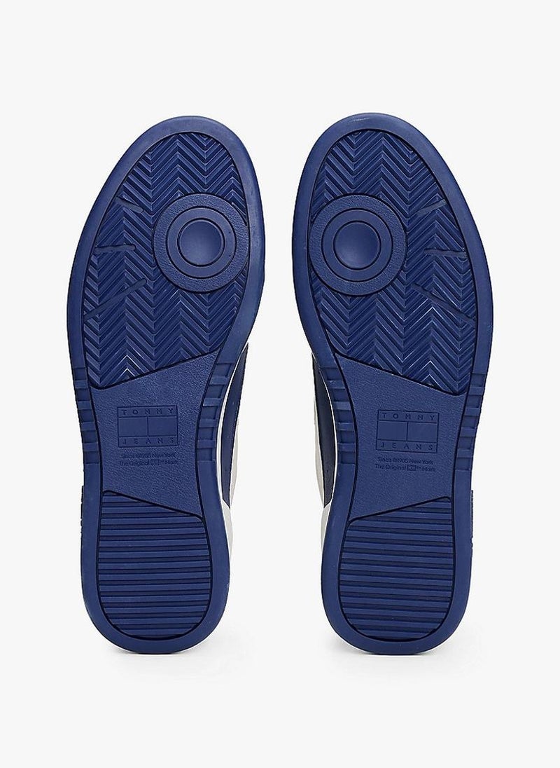 TOMMY JEANS ESSENTIAL LEATHER LOW TRAINERS  - Image 5