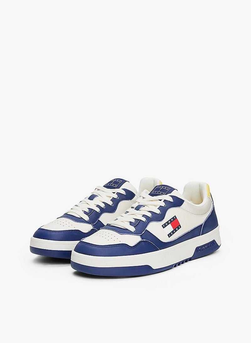 TOMMY JEANS ESSENTIAL LEATHER LOW TRAINERS  - Image 3