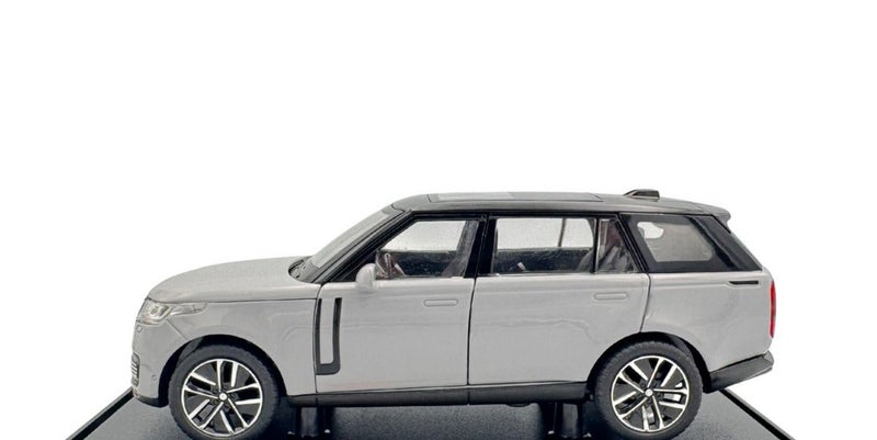 Land Rover Die‑Cast Model Car 1:32 Scale | Pull‑Back Action, Opening Doors & Hood | LED Lights & Shock Absorption | Premium Alloy Body | Display Base Included - Image 2