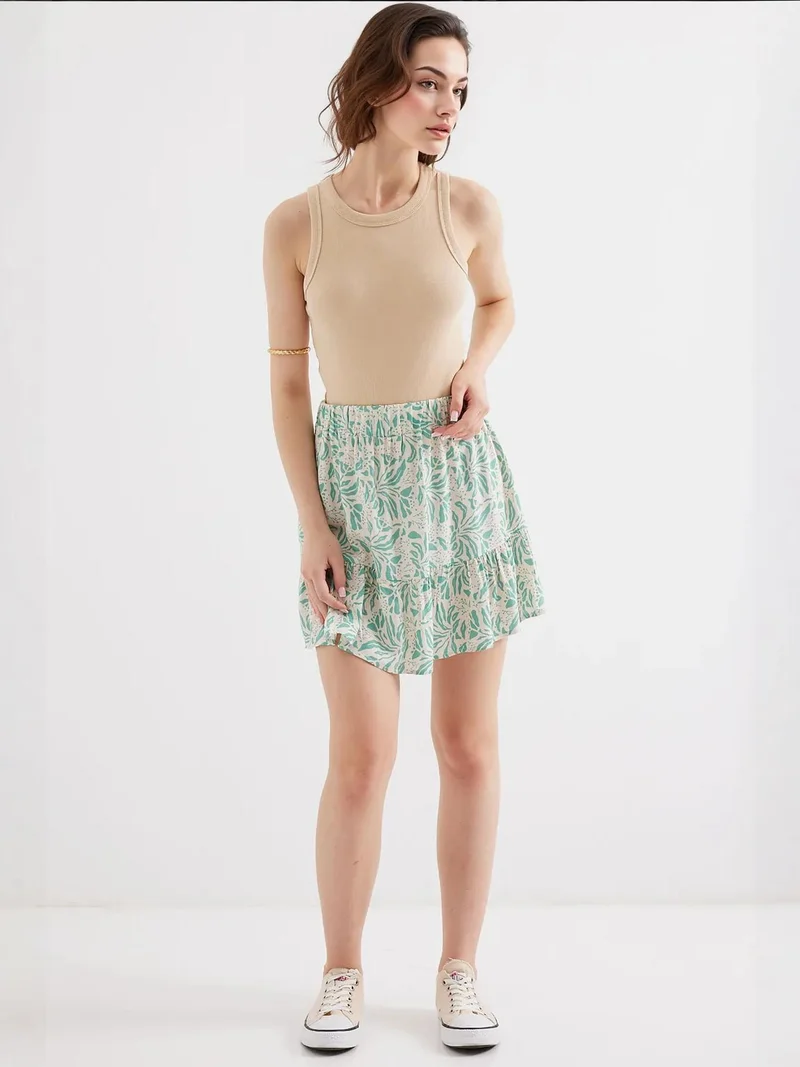 بيغ دارت تنورة قصيرة محبوكة بنقوش مع تفاصيل كشكش