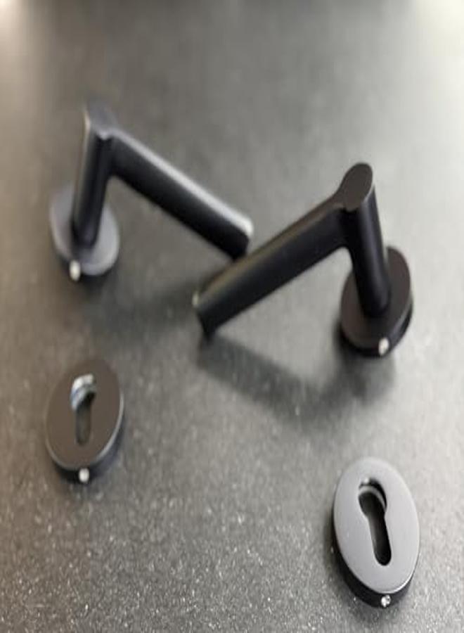 اكار باب داخلي لون اسود مودرن فتحة سلندر - Image 1