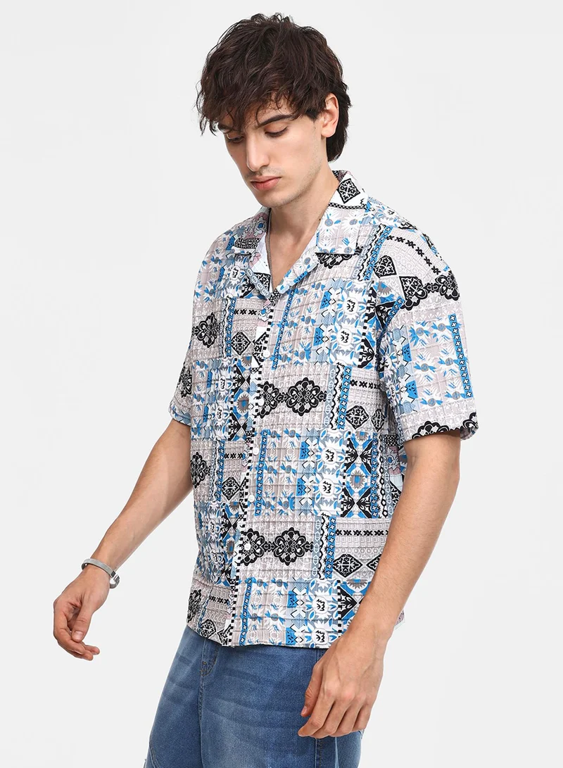 كامبوس سوترا Men's Sky Blue & Cloud Grey Bohemian Impressions Oversized Shirt