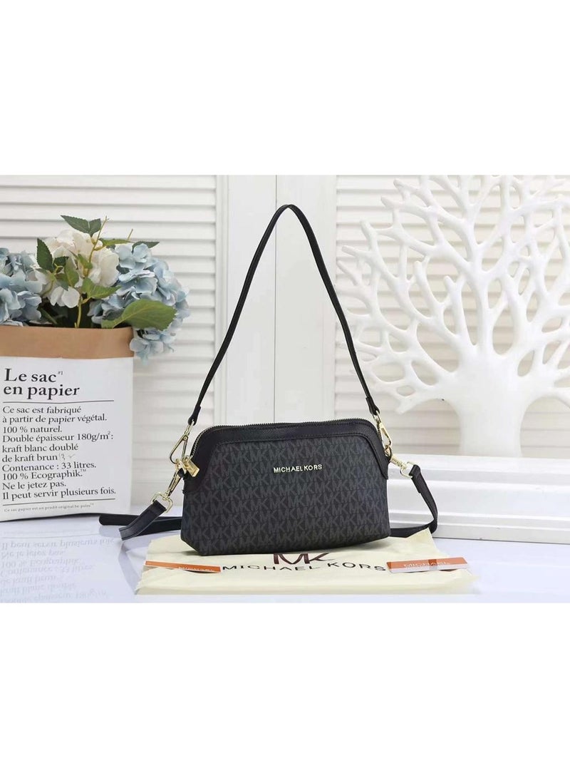 حقيبة يد مايكل كورس للغبار