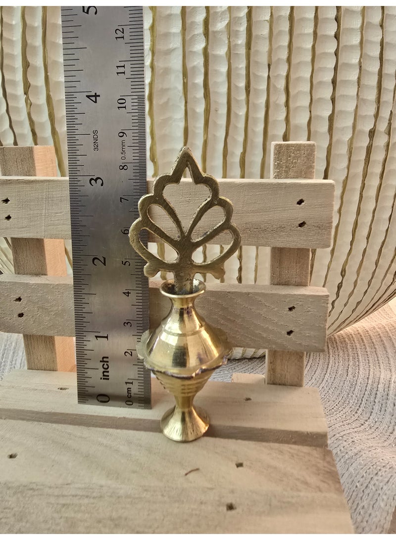 Al Zaabiah Decorative Mini Traditional Gold Makhlh Container - Image 5