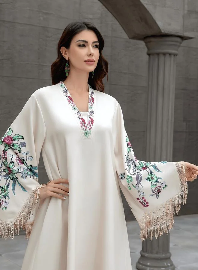 تايك تو جلابية مزينة بطبعة زهور وشراشيب وخرز