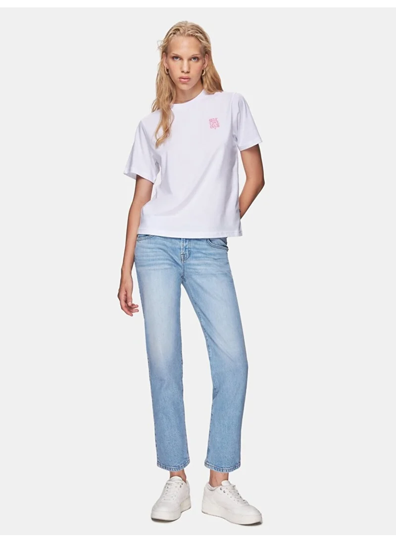 ال تي بي White T-Shirt