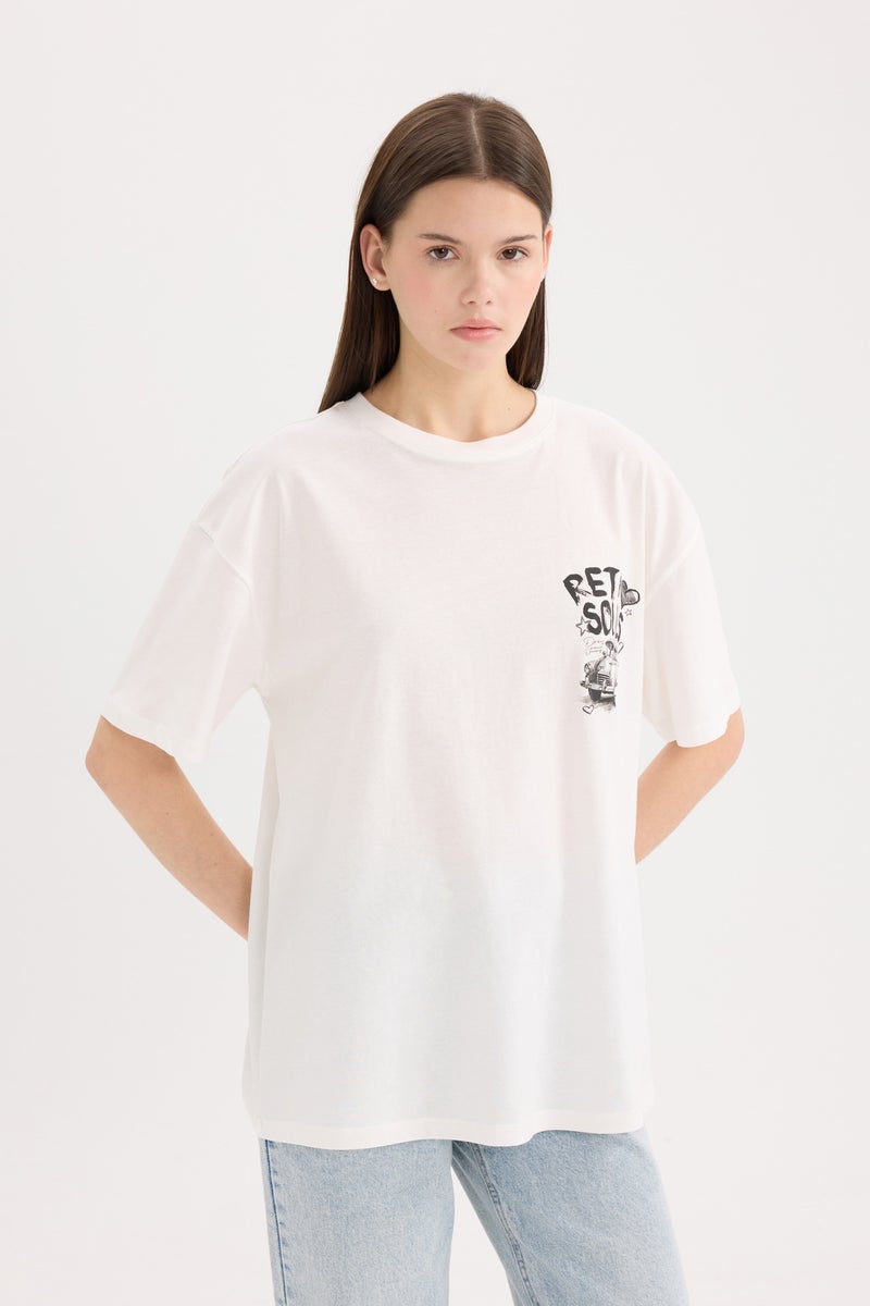 Woman Oversize Fit Crew Neck Short Sleeve T