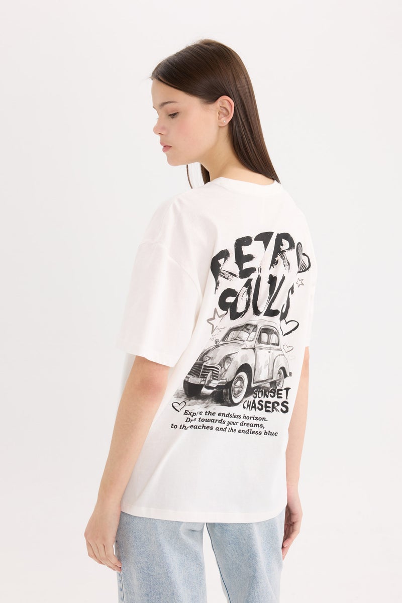 Woman Oversize Fit Crew Neck Short Sleeve T