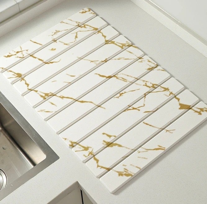 Y&D Large Foldable Diatomaceous Earth Drying Mat - Absorbent Stone Bath Mat for Kitchen Counter & Bathroom - Quick Dry, Anti-Slip - Image 5