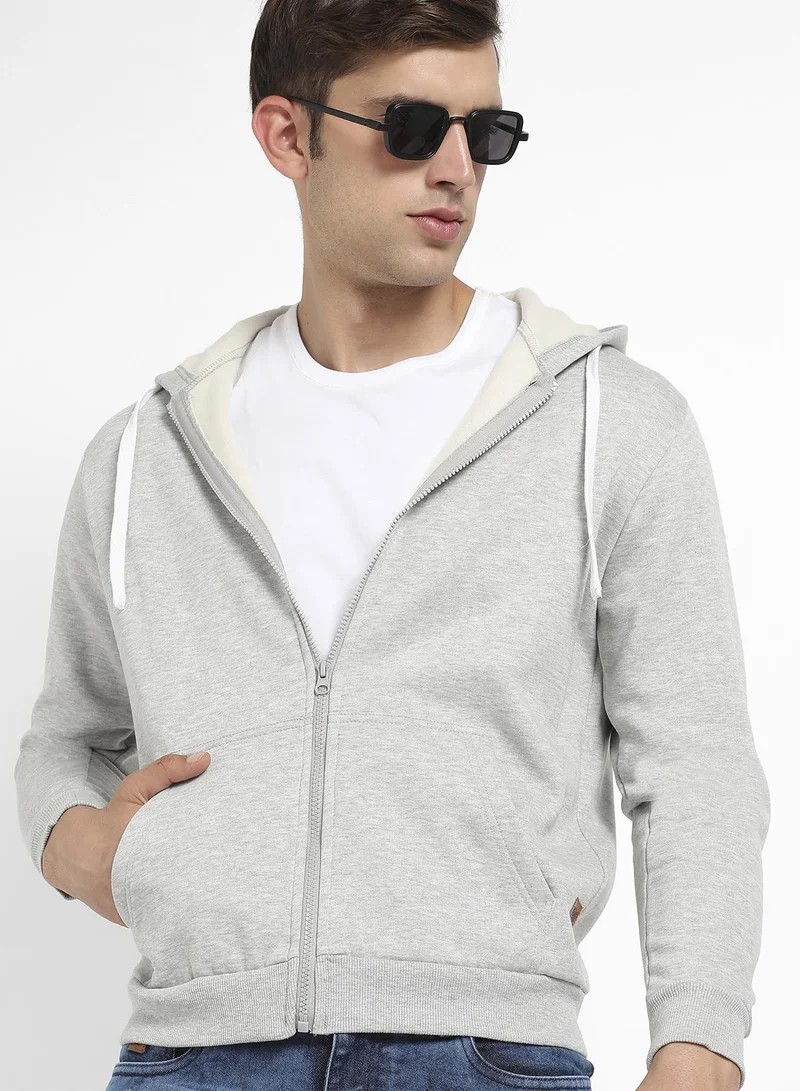 Campus Sutra Men's Light Grey Zip-Front Hoodie With Contrast Drawstring