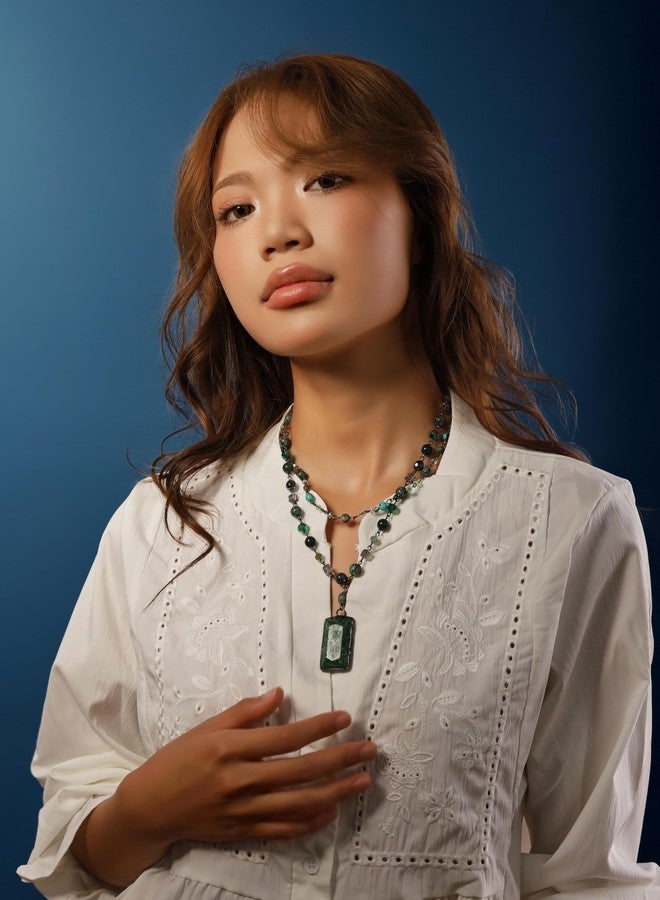 MINACHI Boho Multi-Layer Necklace with Green Stone Pendant, Handmade Earthy Beaded Chain Jewelry, Vintage Style Necklace for Women - Image 4