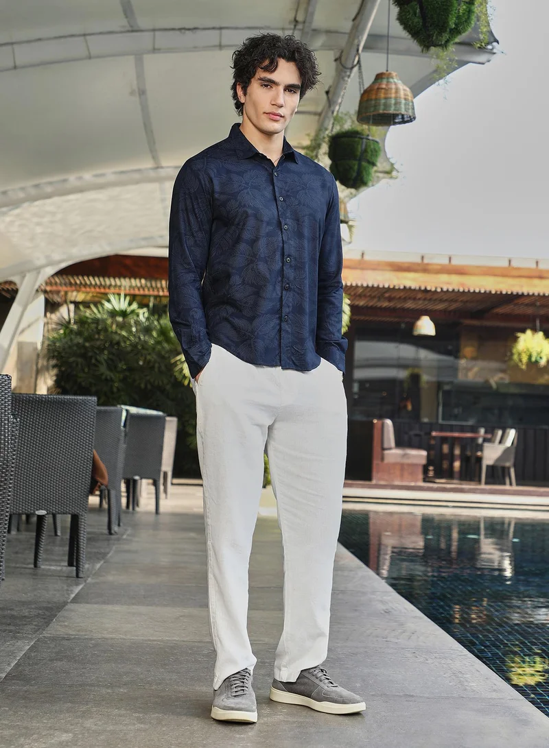 Campus Sutra Campus Sutra Men's Navy Blue Shadowed Foliage Shirt For Casual Wear | Spread Collar | Long Cuffed Sleeves | Button Closure | Shirt Crafted With Comfort Fit For Everyday Wear