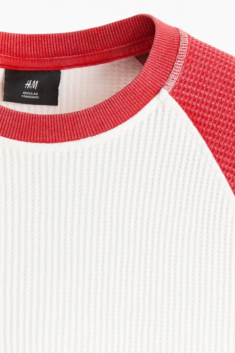 H&M  Regular Fit Waffled jersey top for Men | Best Price UAE