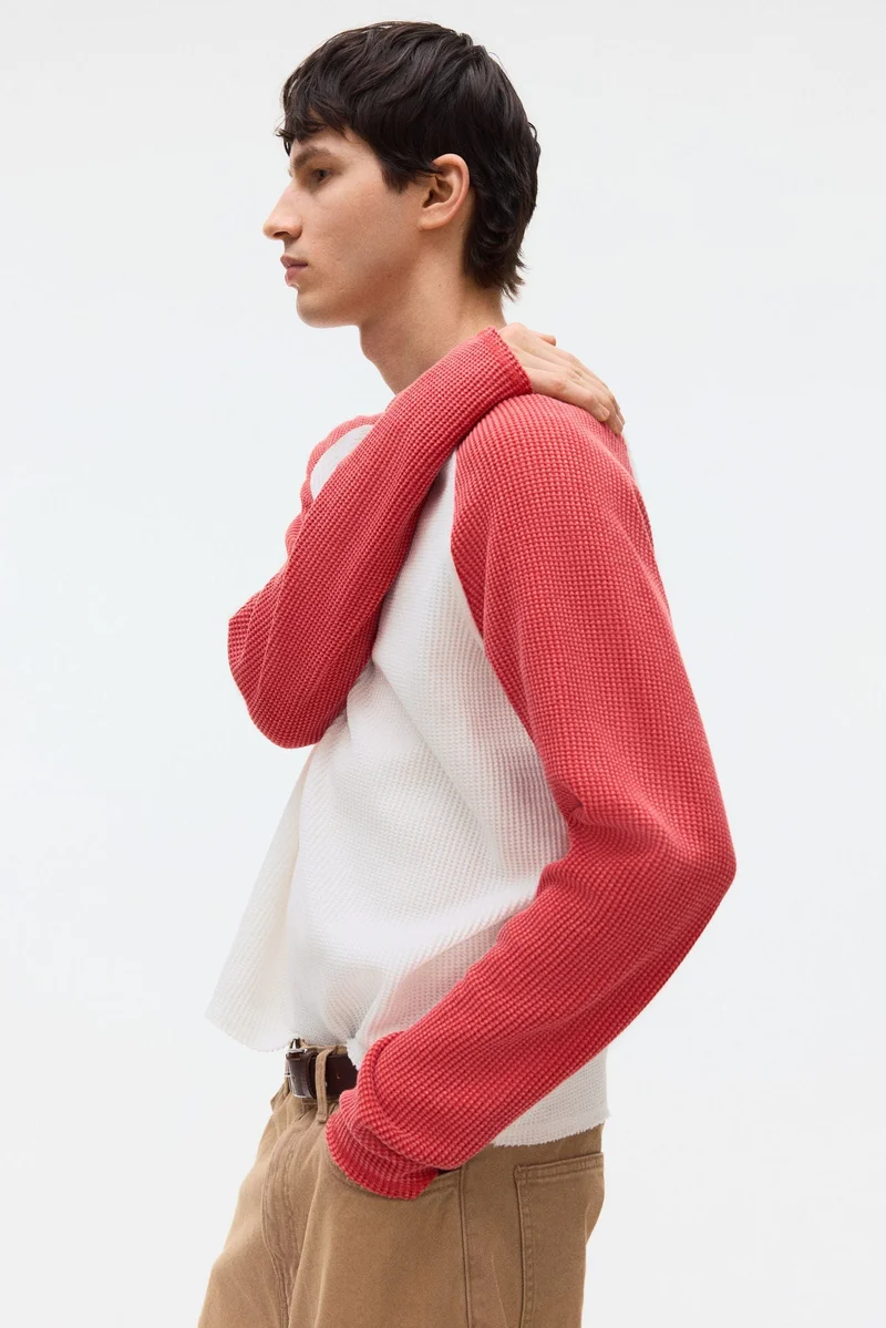 H&M  Regular Fit Waffled jersey top for Men | Best Price UAE