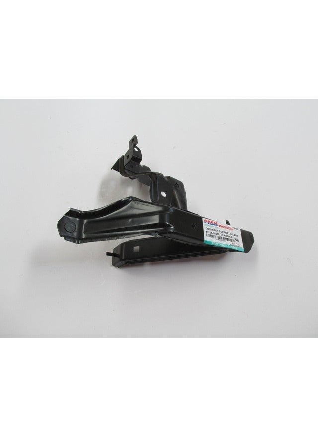 Tw Toyota Hilux- Pick Up LN145- D4D 02/05; Front Fender Inner Mounting Bracket Right ( )  - Image 1