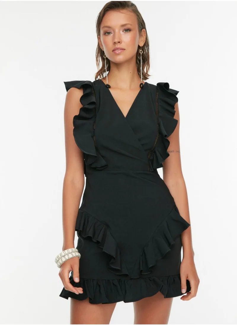 trendyol V-Neck Ruffle Detail Dress