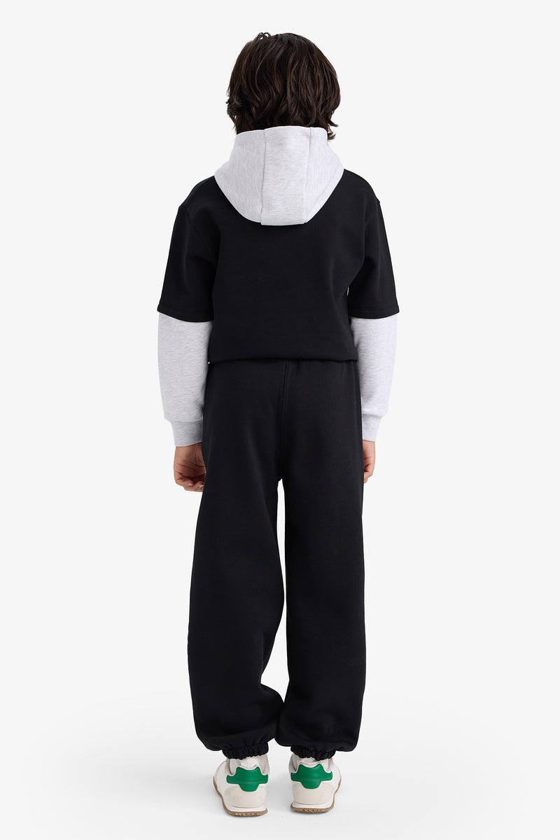 ديفاكتو بنطلون سويت بانتس اولادي تقيل بطبعة شعار اوفر سايز - Image 5