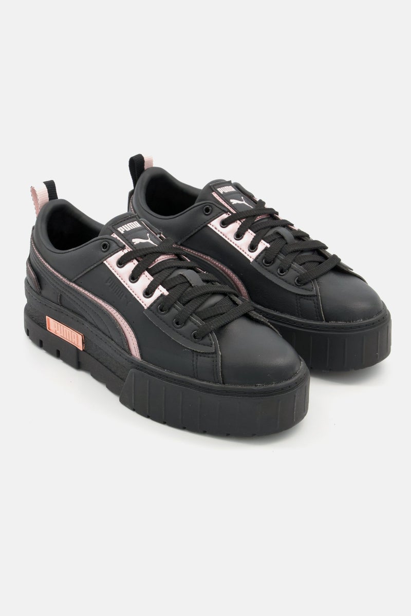 PUMA أحذية خارجية للنساء من مايزي يو تي معدنية مزودة بأربطة، سوداء - Image 1