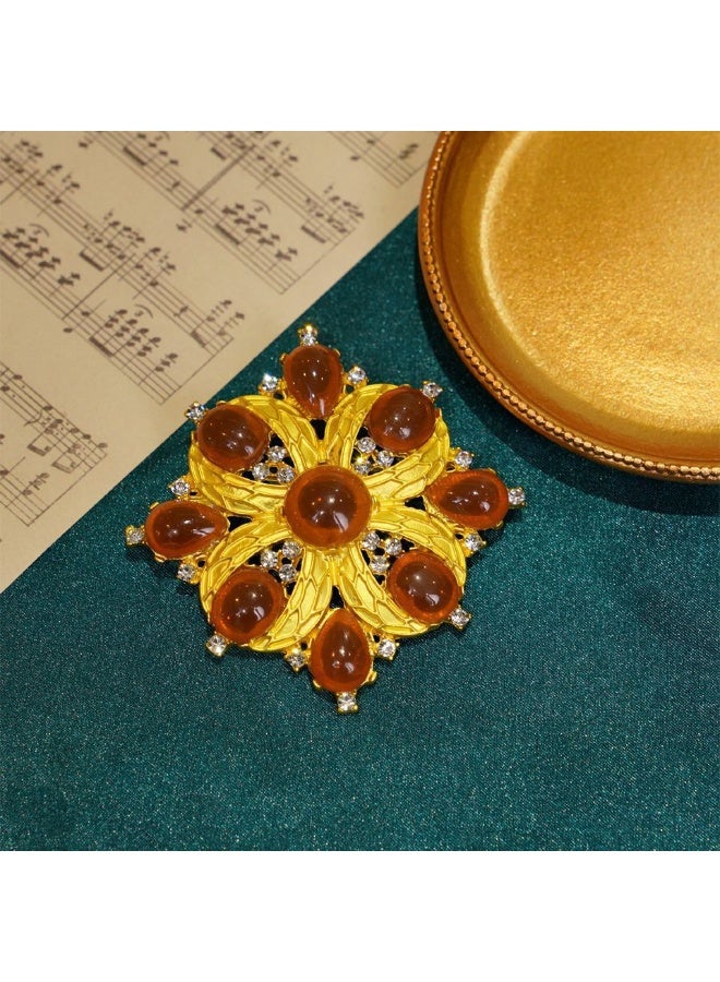 KUYING Vintage Light Luxury Baroque Brooch  - Image 3
