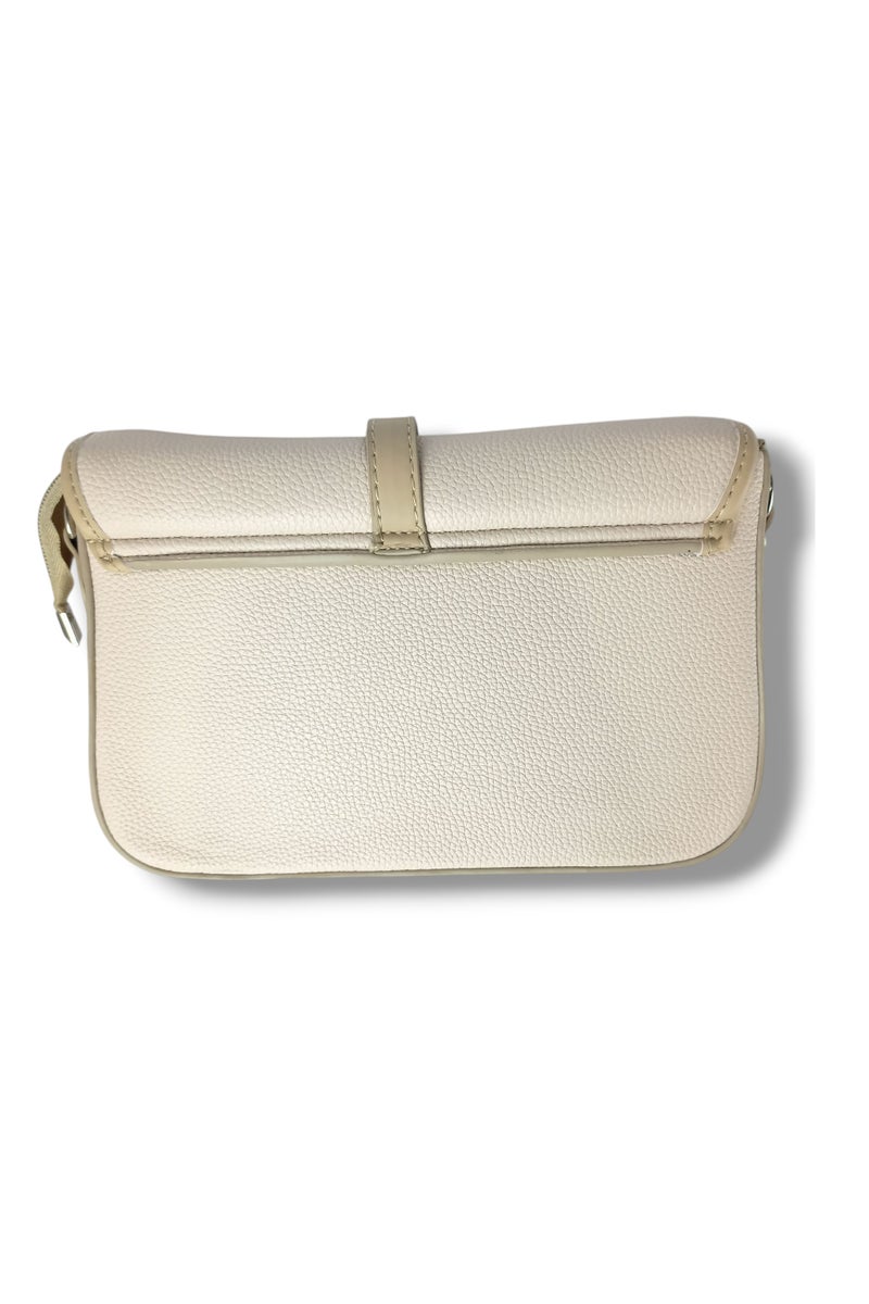 Simple and high quality shoulder bag in beige color - Image 2