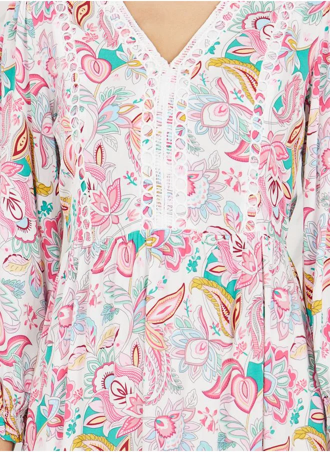 Styli Lace Detail Floral Print A-Line Maxi Dress