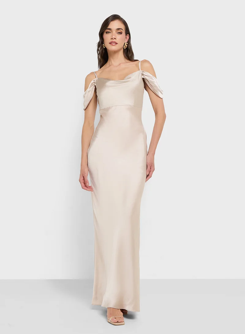 ستايل تشيت Satin Cowl Maxi Dress