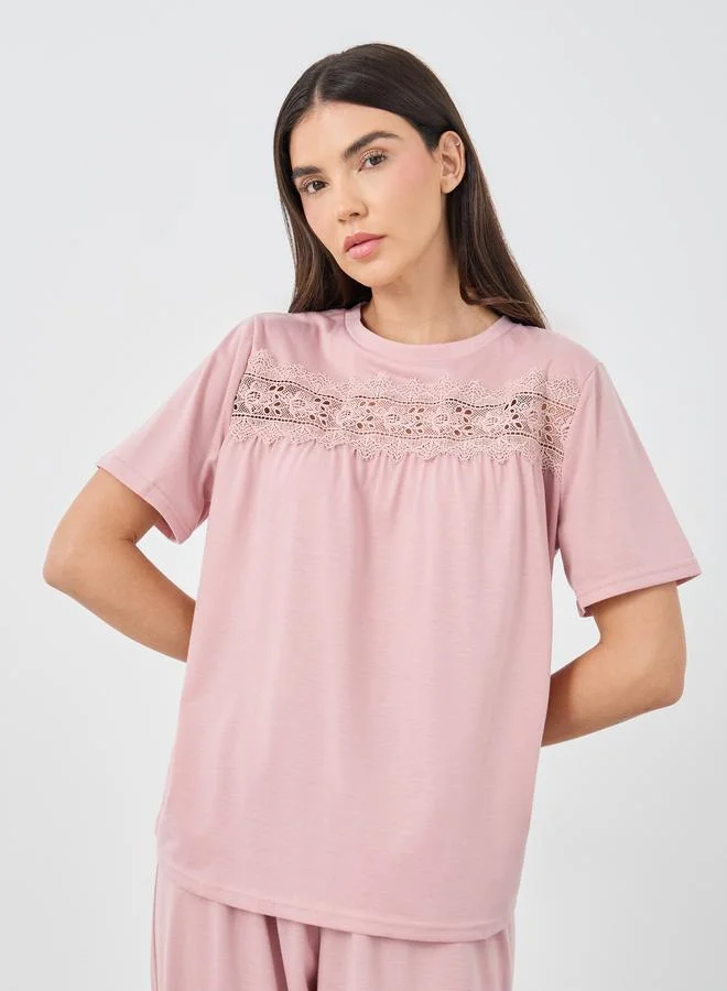 ستايلي Styli Lace Insert Round Neck T-Shirt and Pyjama Set
