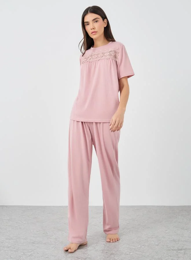 ستايلي Styli Lace Insert Round Neck T-Shirt and Pyjama Set