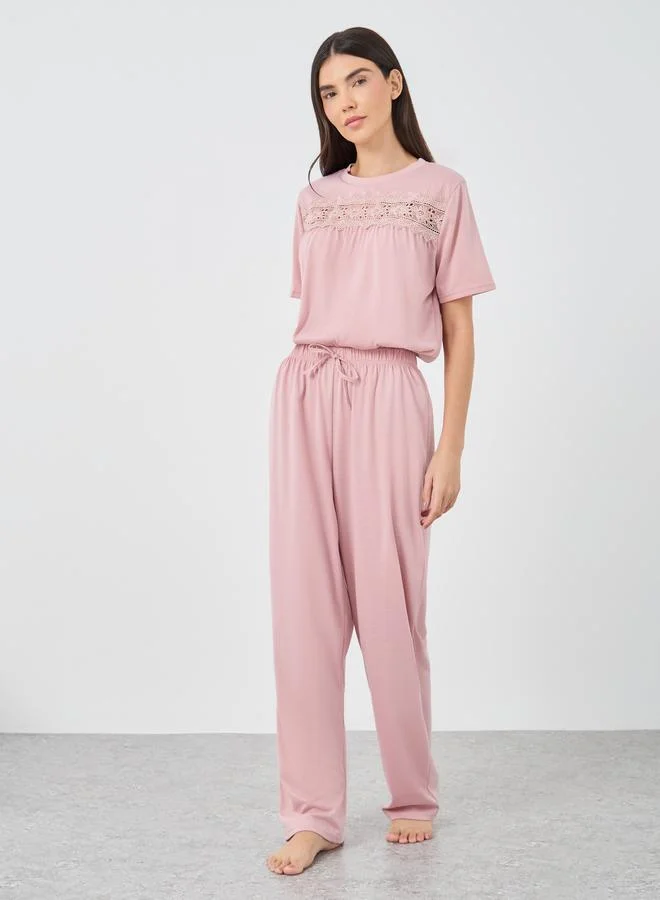 ستايلي Styli Lace Insert Round Neck T-Shirt and Pyjama Set