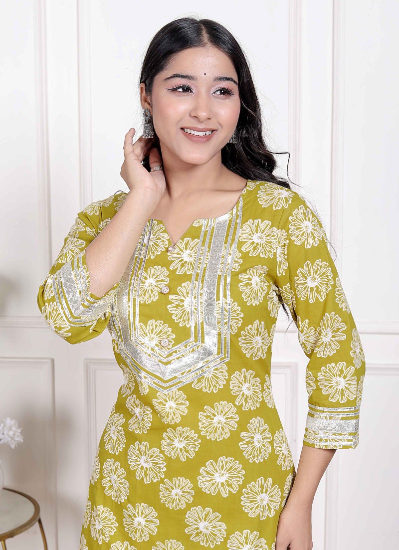 Miravan Women's Lime Yellow Block Printed Kurta with Palazzo - Image 4