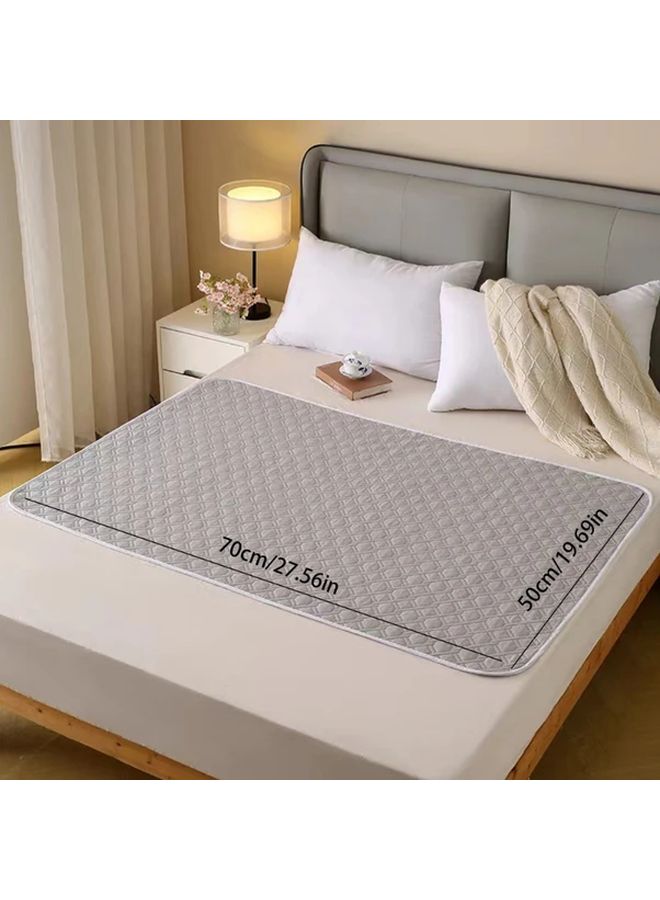 غطاء مرتبة قابل للغسل ومقاوم للتسرب للمسنين والحيوانات الأليفة والدورة الشهرية للاستخدام المنزلي، باللون الرمادي الرمادي، مقاس 27 × 56، طقم - Image 4
