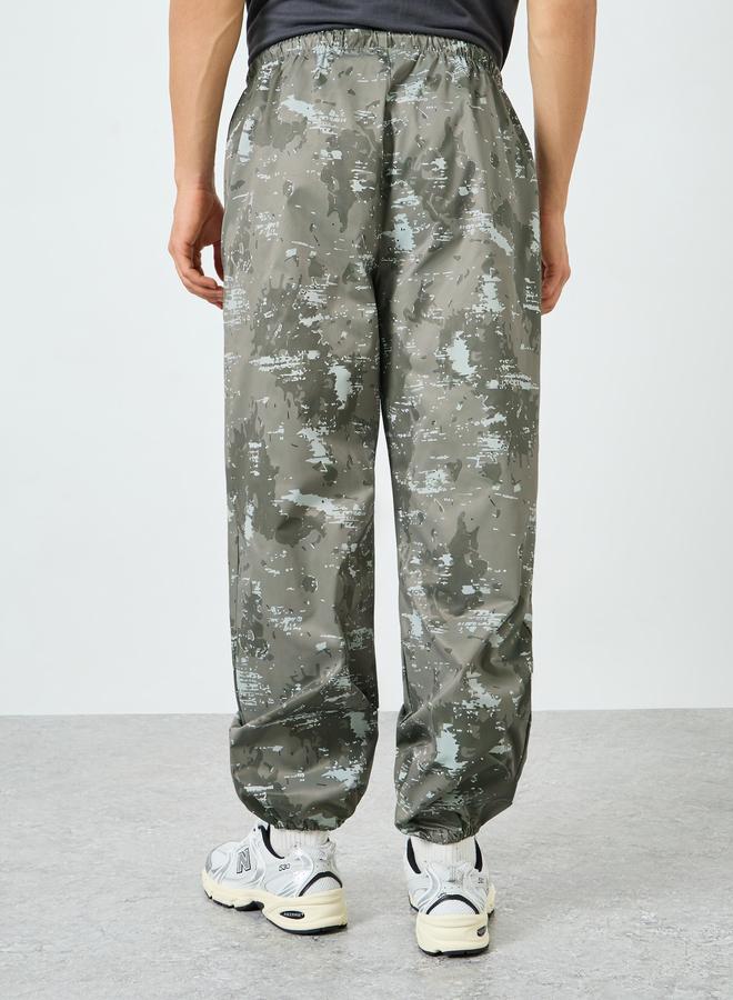 ستايلي بنطال رياضي رجالي مطبوع بقصة مريحة - Image 4