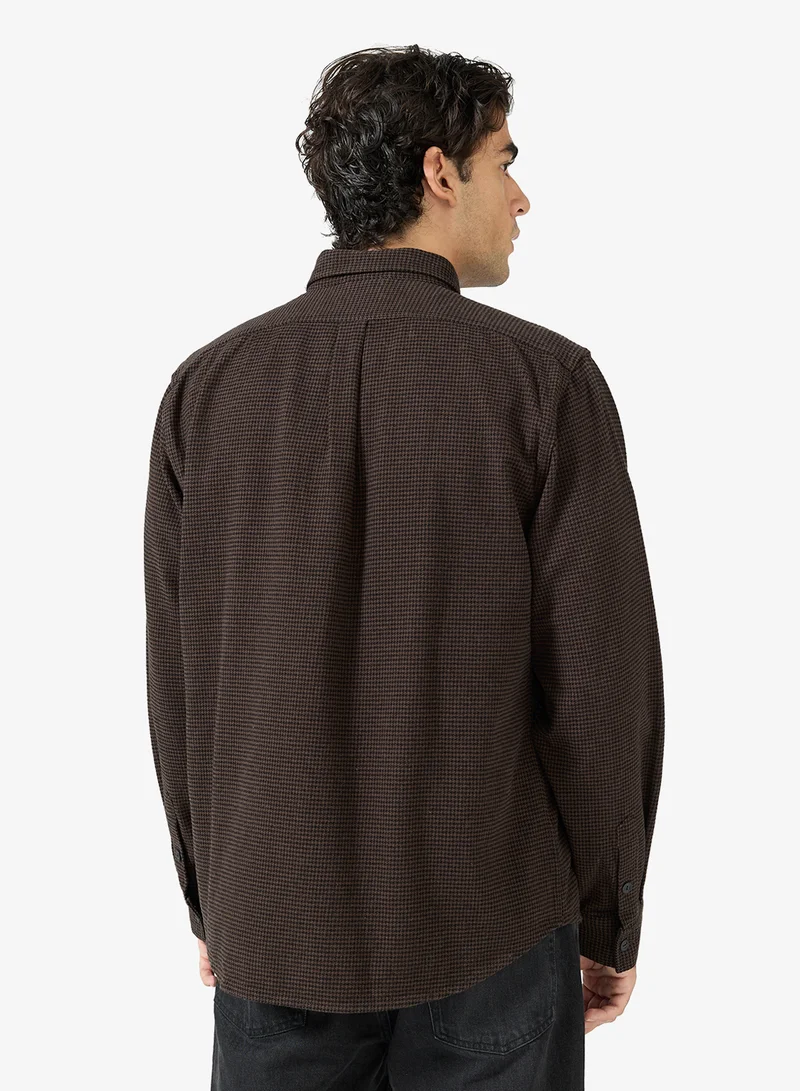 GUESS Pocket Detailed Regular Fit Shirt