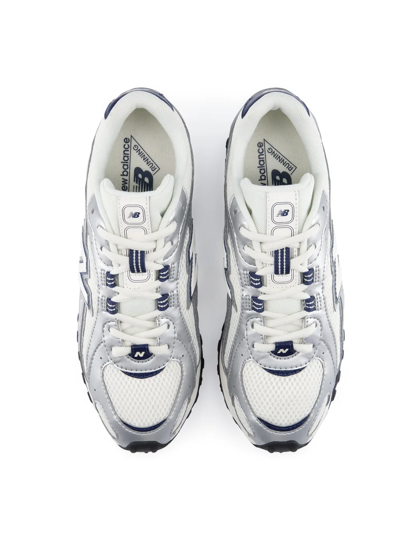New Balance SEA SALT with SILVER METALLIC and NB NAVY 204L Sneakers  | Best Price UAE
