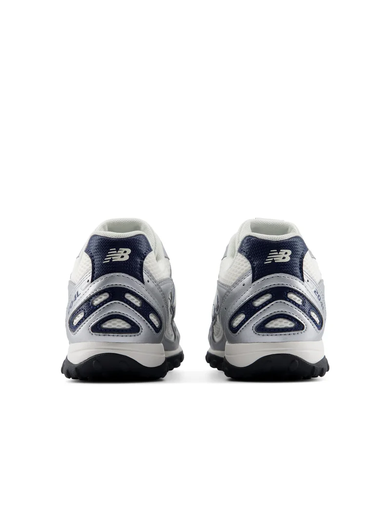 New Balance SEA SALT with SILVER METALLIC and NB NAVY 204L Sneakers  | Best Price UAE
