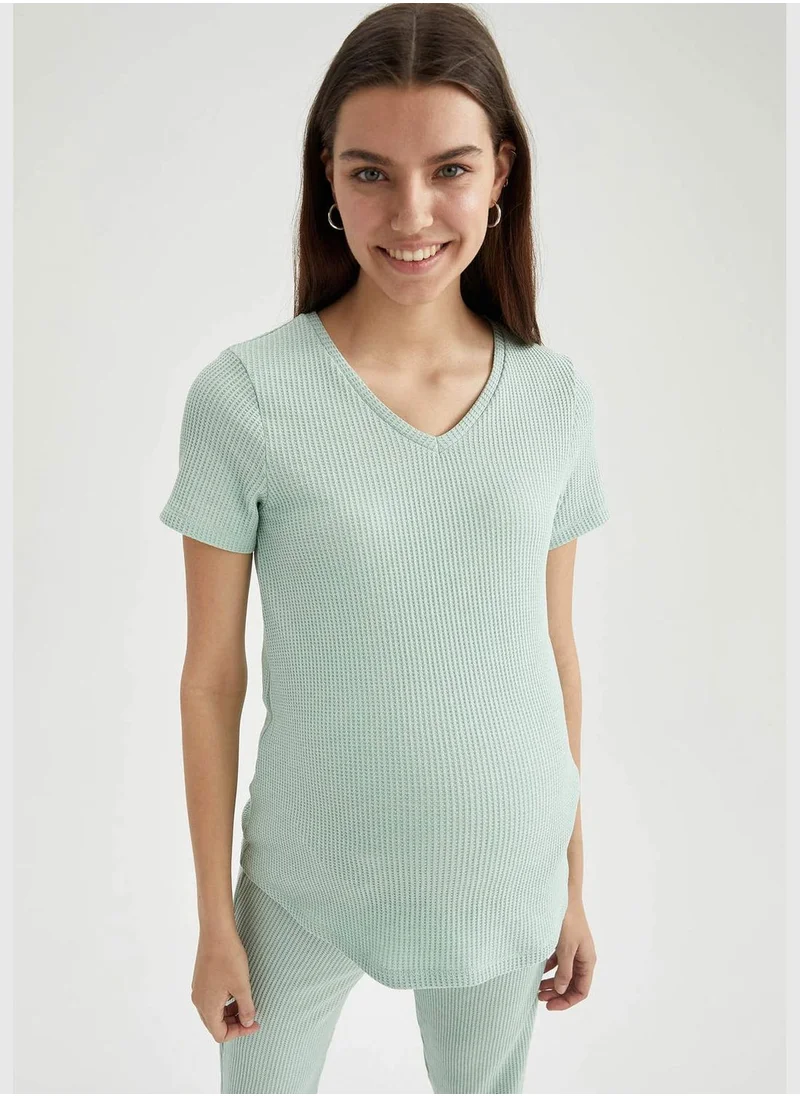 ديفاكتو Basic Short Sleeve Maternity T-Shirt