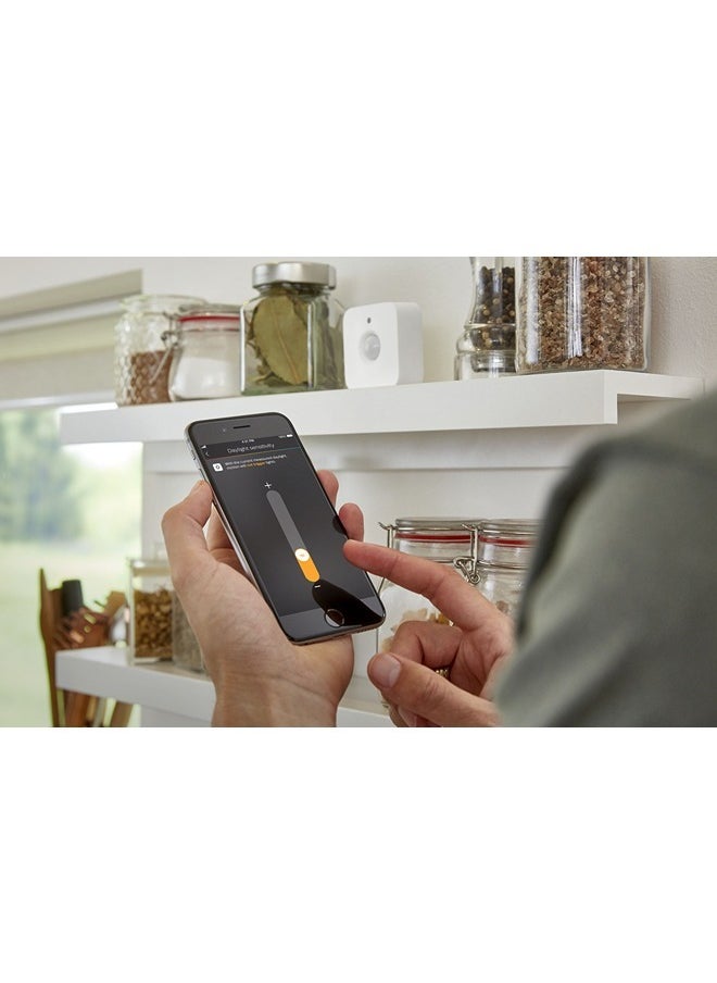 Philips - Hue Motion Sensor with Daylight Detector White PHI-929003067507 - Image 1