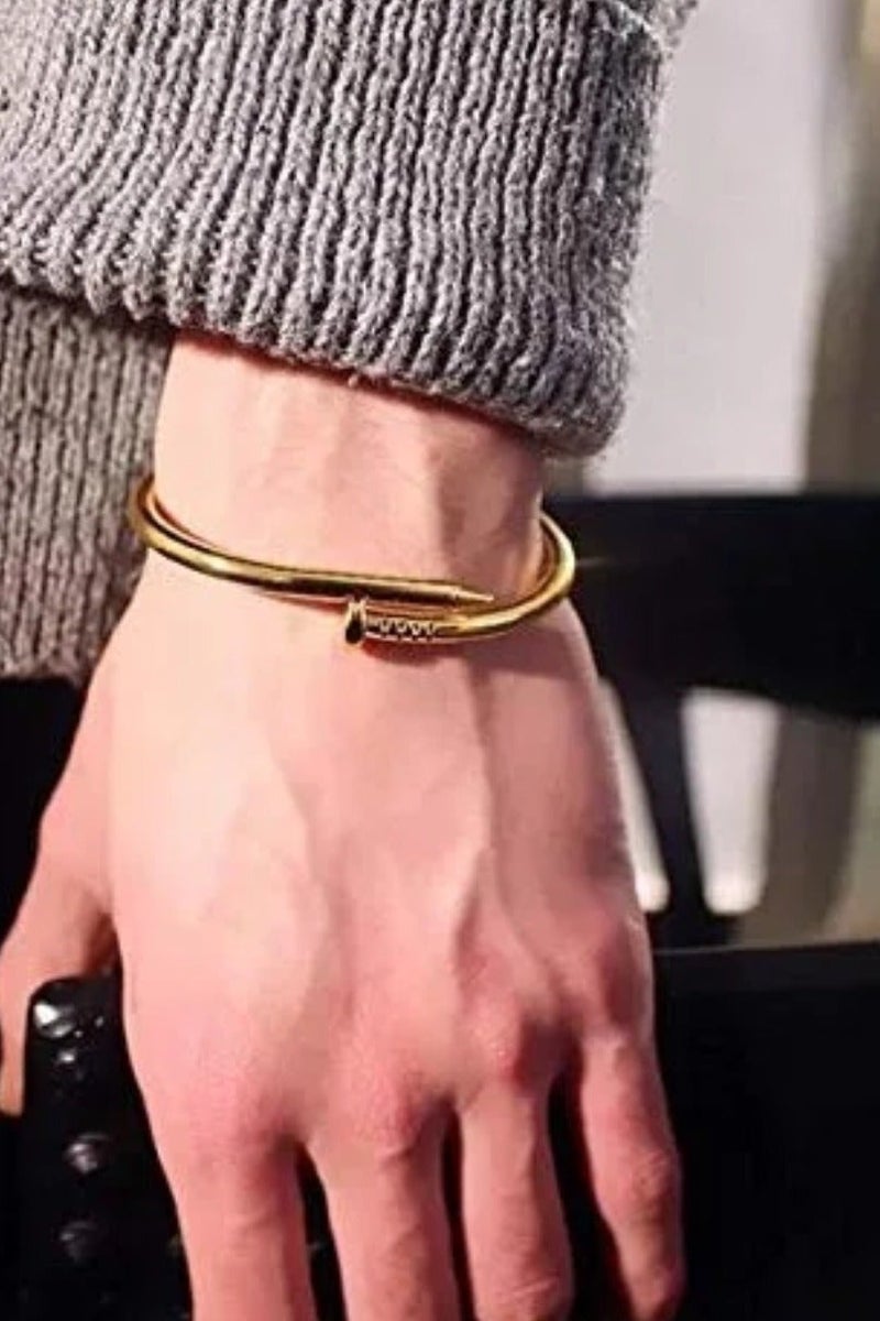 Luxuria Exquisite Stainless Steel Bracelets Fashion Jewelry 18K Gold Plated Open Love Friendship Nail Bracelet for Women - Image 3