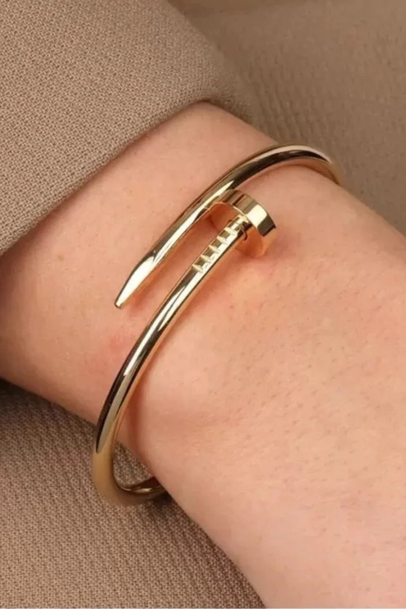 Luxuria Exquisite Stainless Steel Bracelets Fashion Jewelry 18K Gold Plated Open Love Friendship Nail Bracelet for Women - Image 4