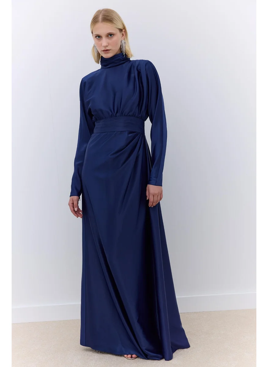 مانوكا Satin Shoulder Draped Evening Dress Navy Blue